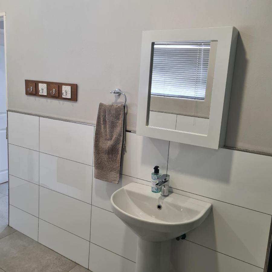 Clarens Escape Apartment Bagian luar foto